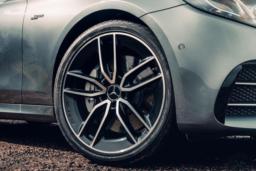 Колеса Mercedes-AMG E53 4Matic+ (W213) 2018 года  (UK) (фото 3 из 40)